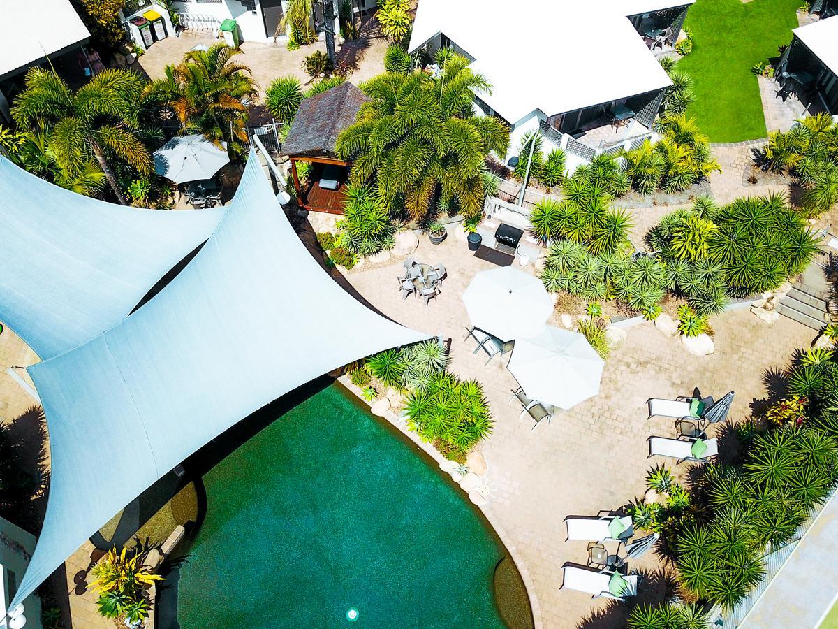 Island Leisure Resort Nelly Bay Exterior photo